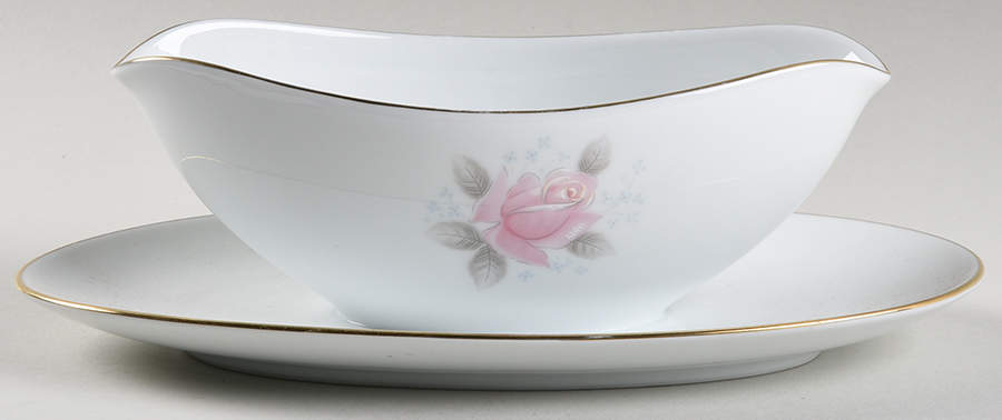 Roseville Gravy Boat with Attached Underplate by Noritake-1