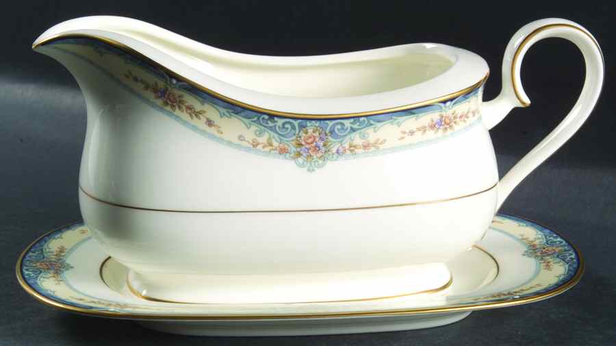 Rosslyn Gravy Boat & Underplate (Relish/Butter) by Noritake-1