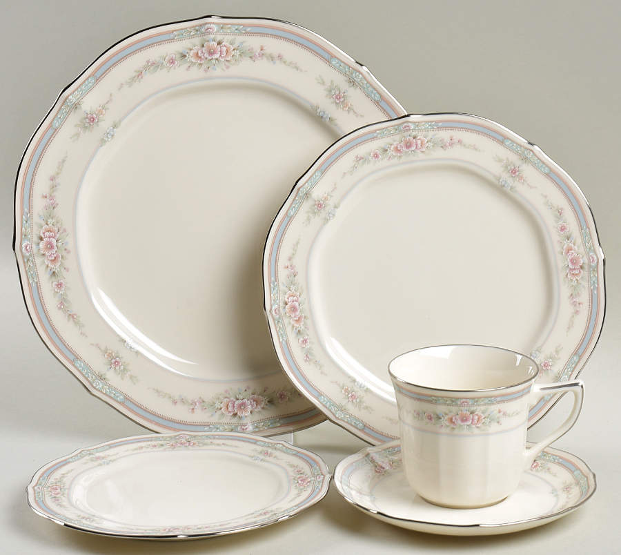 Rothschild 40 Piece Set by Noritake-1