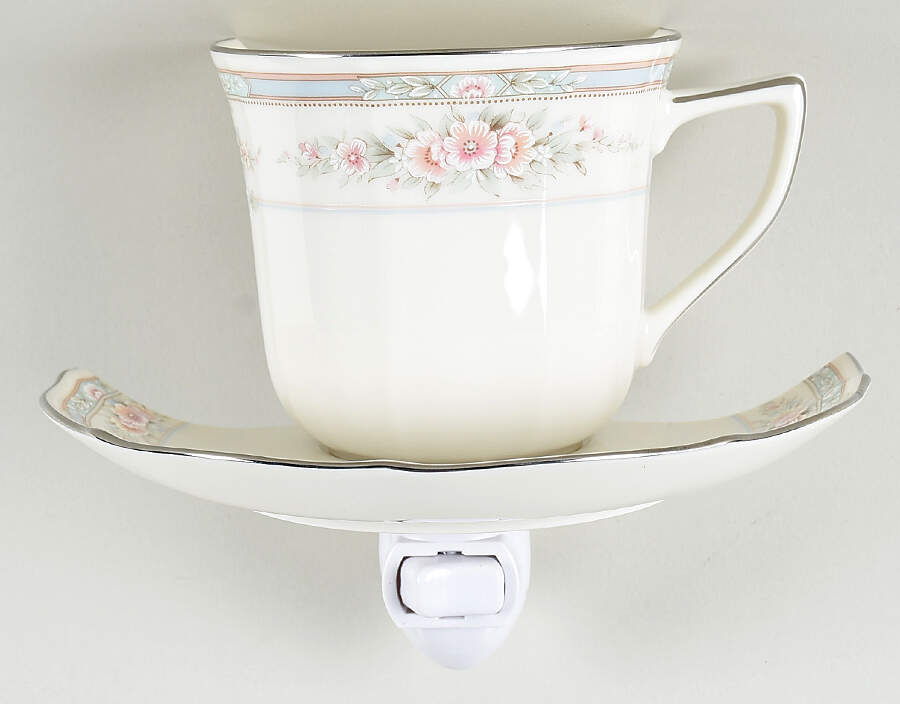Rothschild 4 3/8"-4 5/8" Night Light/Cup & Saucer HC by Noritake-1