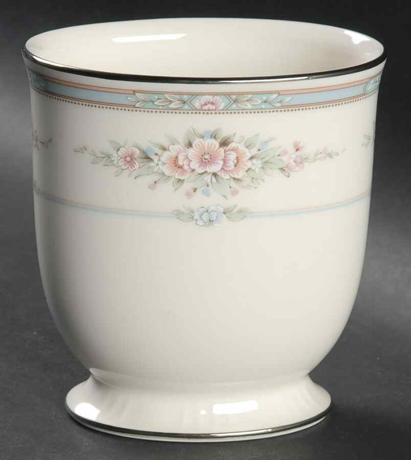 Rothschild 4" Vase by Noritake-1