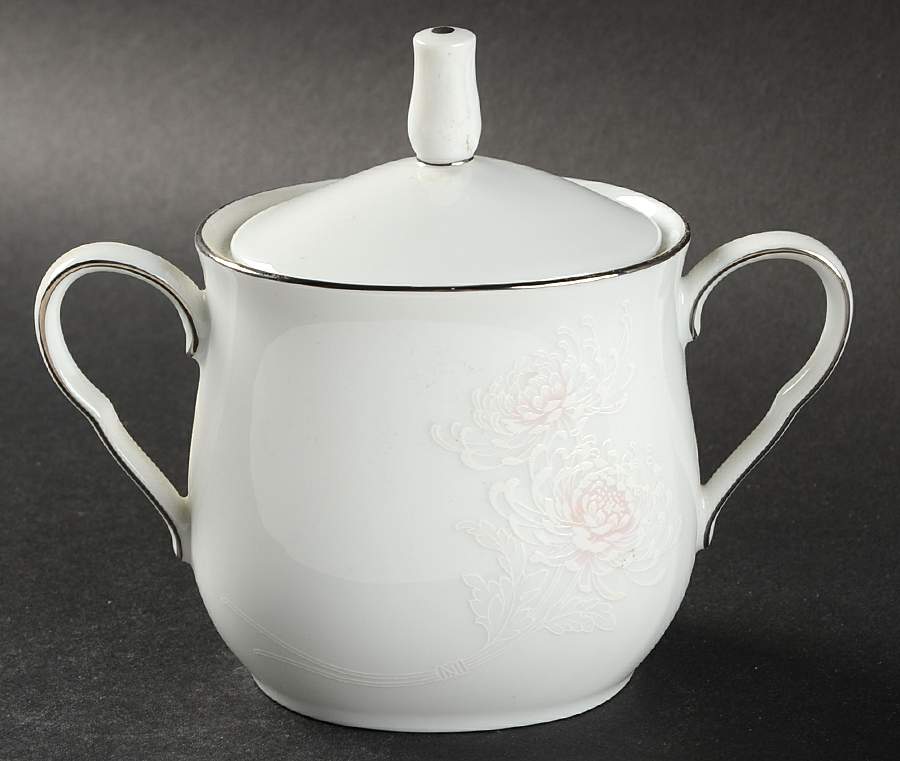 Rowan Sugar Bowl & Lid by Noritake-1