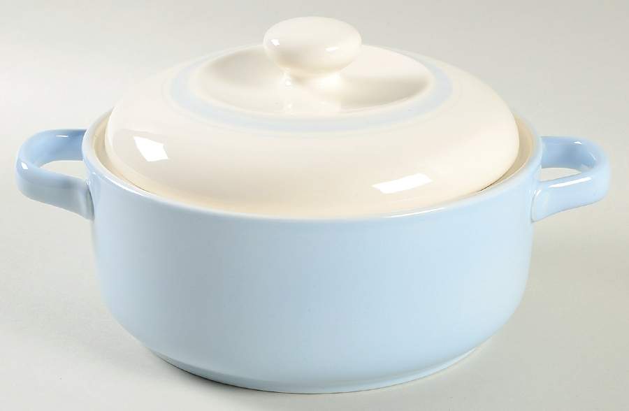 Roxy 1.25 Qt Round Covered Casserole by Noritake-1