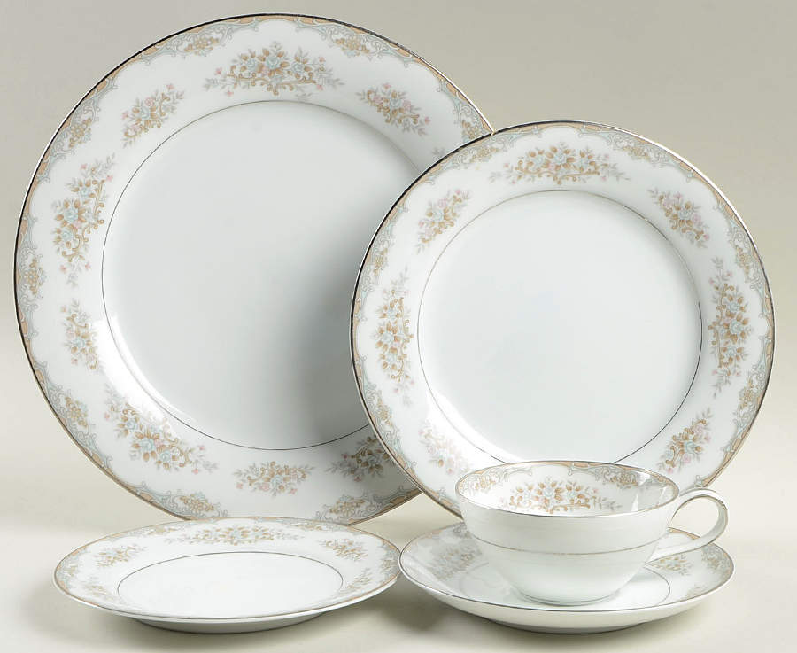 Royce 5 Piece Place Setting by Noritake-1