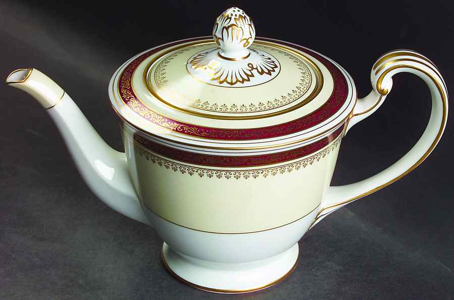 Rubeta Teapot & Lid by Noritake-1