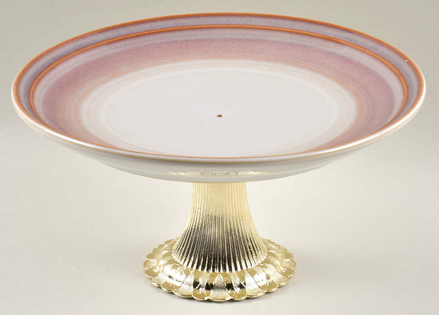 Russet Cake Stand with 4"-5" Metal Pedestal  Hc by Noritake-1
