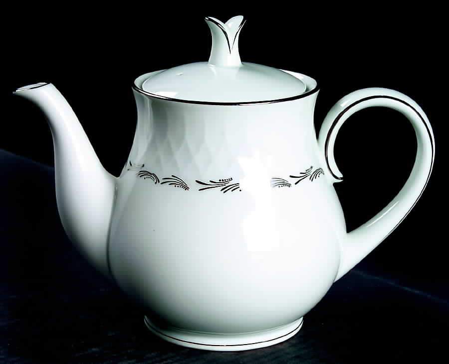 Sabina Teapot & Lid by Noritake-1