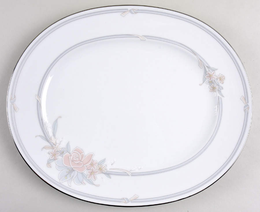 Saddlebrook 13" Oval Serving Platter by Noritake-1