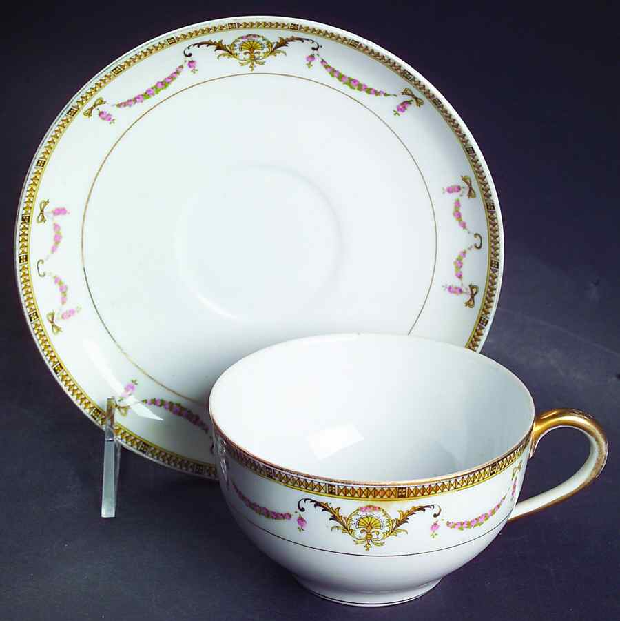 The Sahara Oversized Cup & Saucer Set by Noritake-1