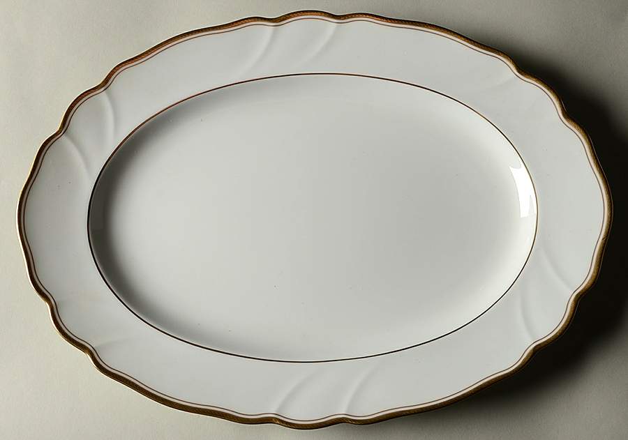 Salutation 14" Oval Serving Platter by Noritake-1