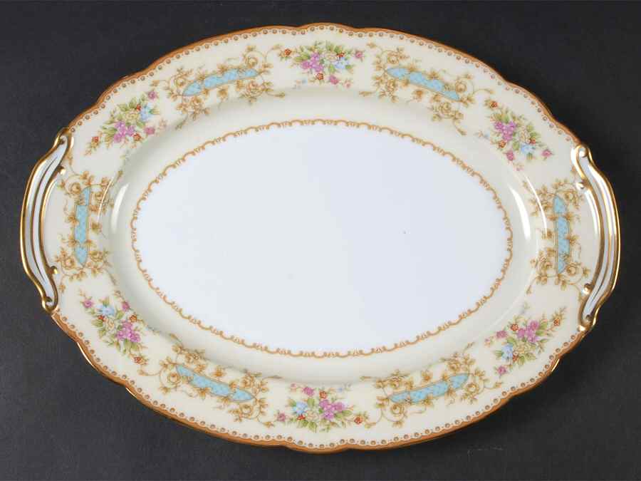 Salvador 11" Oval Serving Platter by Noritake-1