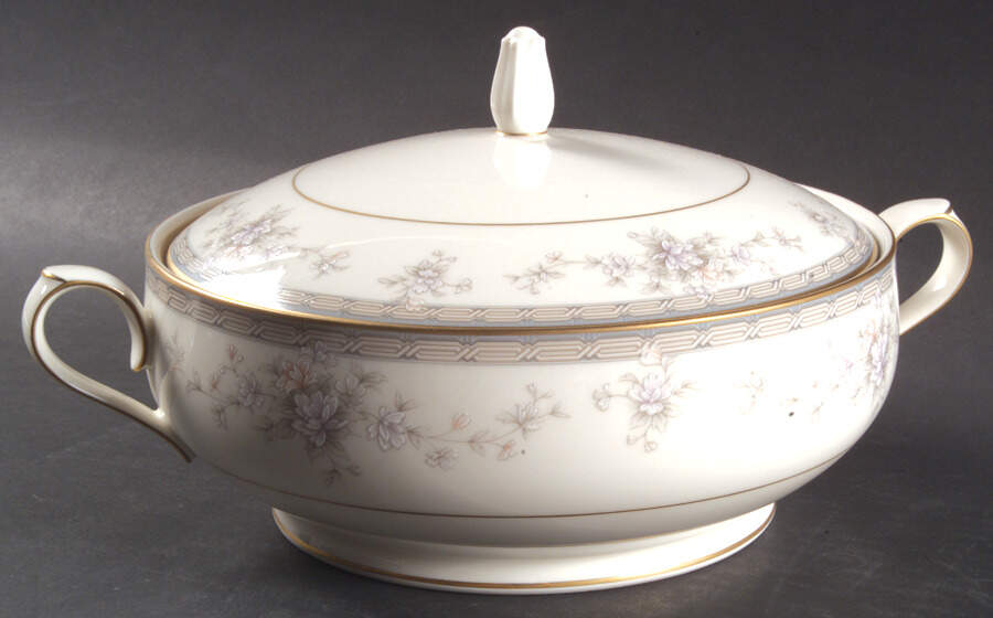 Salzburg Round Covered Vegetable by Noritake-1