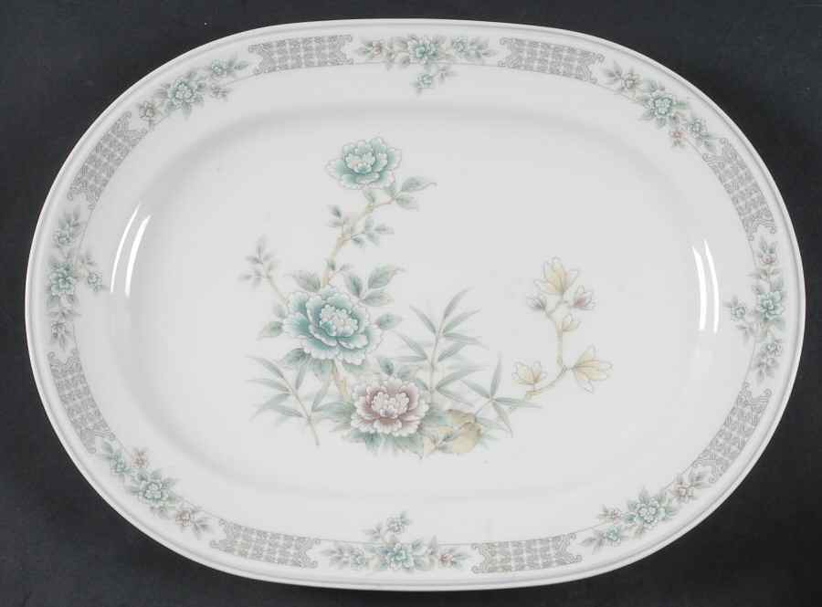 Santiago 13" Oval Serving Platter by Noritake-1