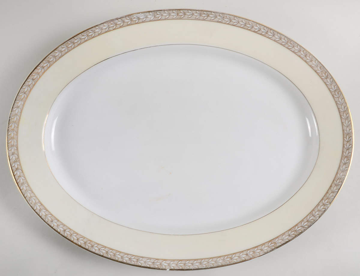 Savannah (Rim, Gold) 16" Oval Serving Platter by Noritake-1
