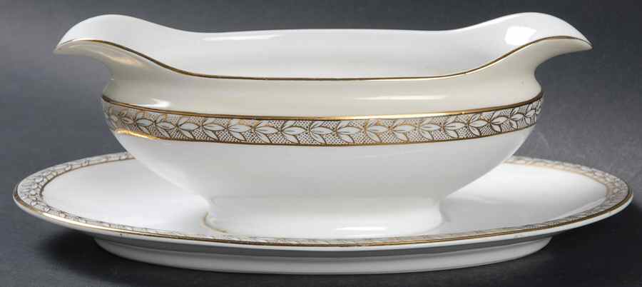 Savannah (Rim, Gold) Gravy Boat with Attached Underplate by Noritake-1