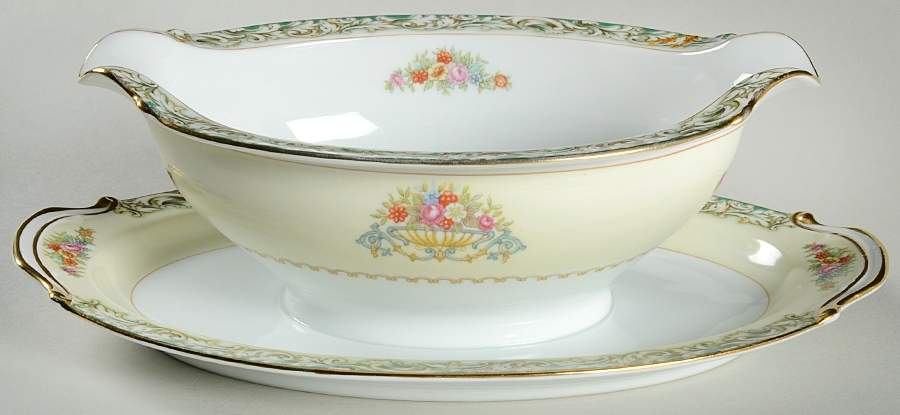 Savoia Gravy Boat with Attached Underplate by Noritake-1