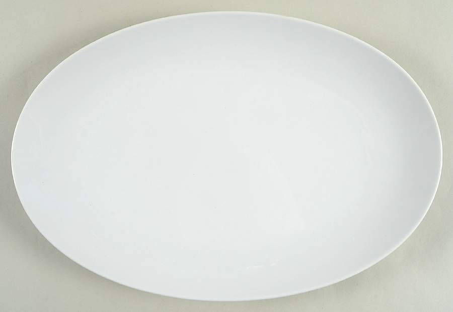 Savoy 14" Oval Serving Platter by Noritake-1