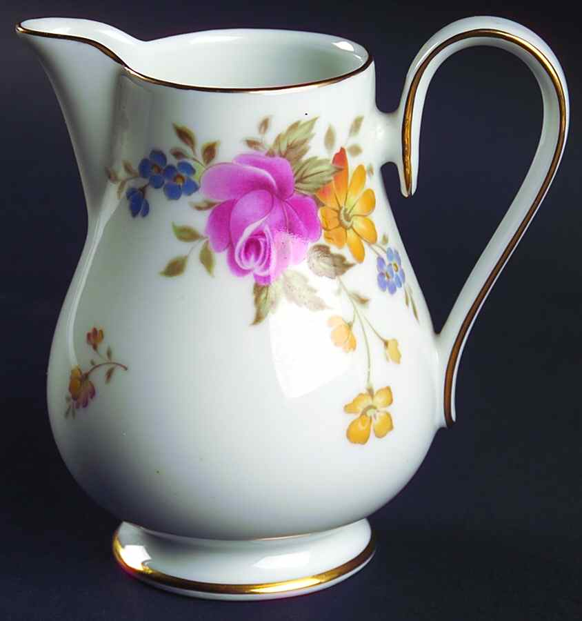 Scala Creamer by Noritake-1