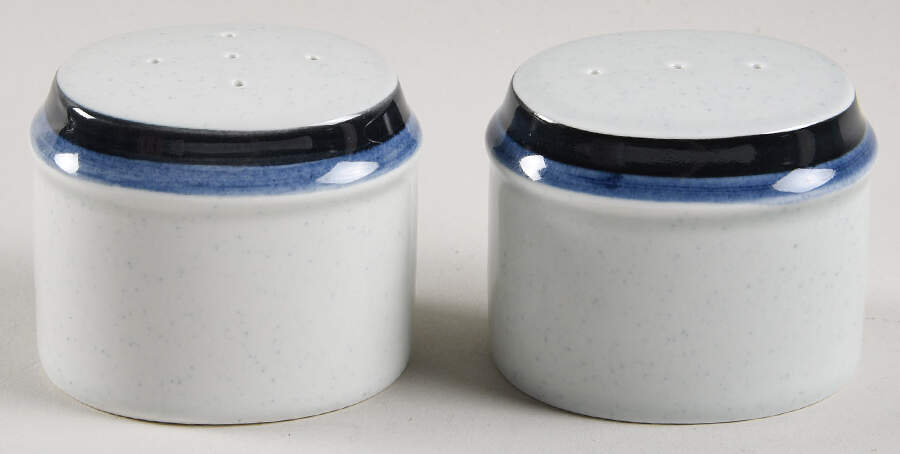 Seabreeze Salt & Pepper Set by Noritake-1