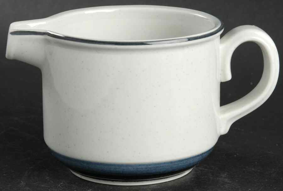 Seabreeze Creamer by Noritake-1