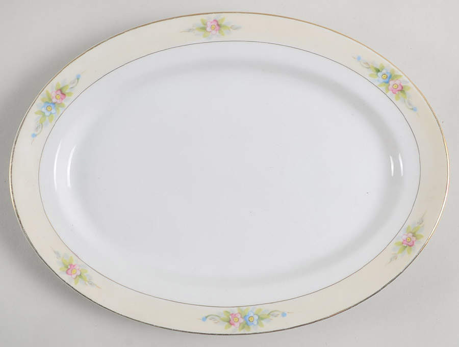 The Sedan 10" Oval Serving Platter by Noritake-1