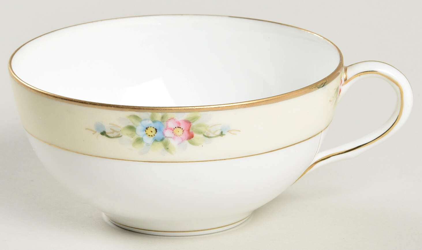 The Sedan Flat Cup by Noritake-1
