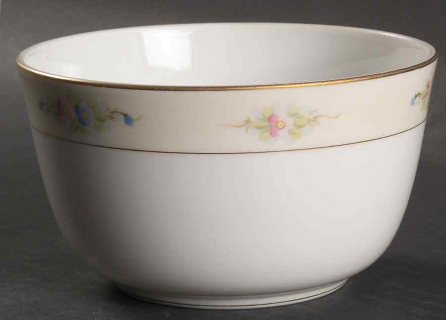 The Sedan Cranberry Bowl by Noritake-1