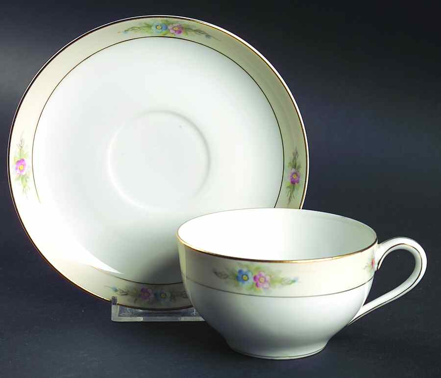 The Sedan Oversized Cup & Saucer Set by Noritake-1