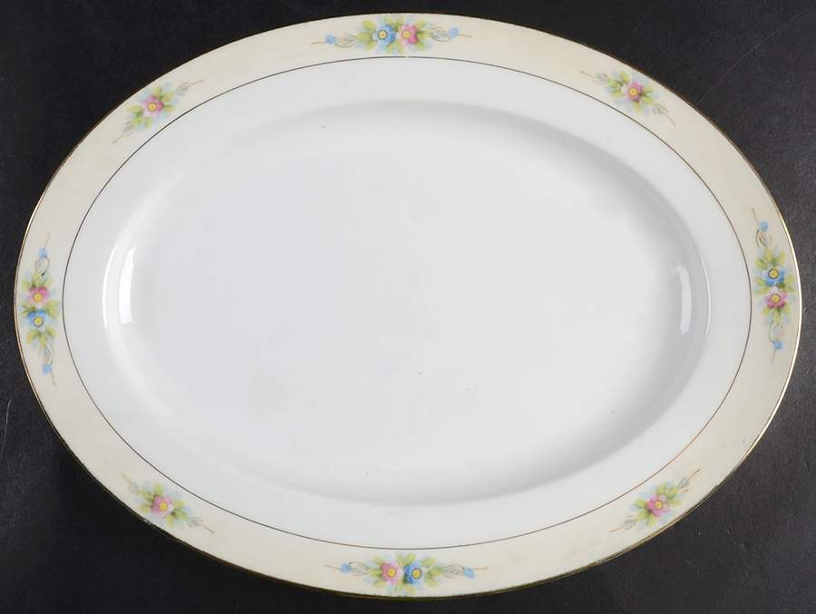 The Sedan 11" Oval Serving Platter by Noritake-1