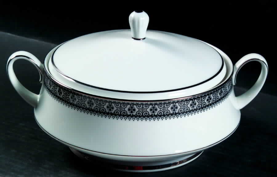 Segovia Round Covered Vegetable by Noritake-1