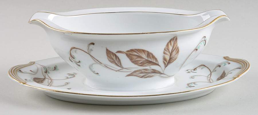 Selby Gravy Boat with Attached Underplate by Noritake-1