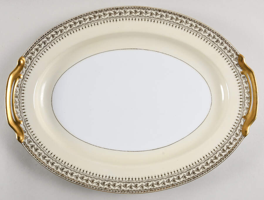 Selika 16" Oval Serving Platter by Noritake-1