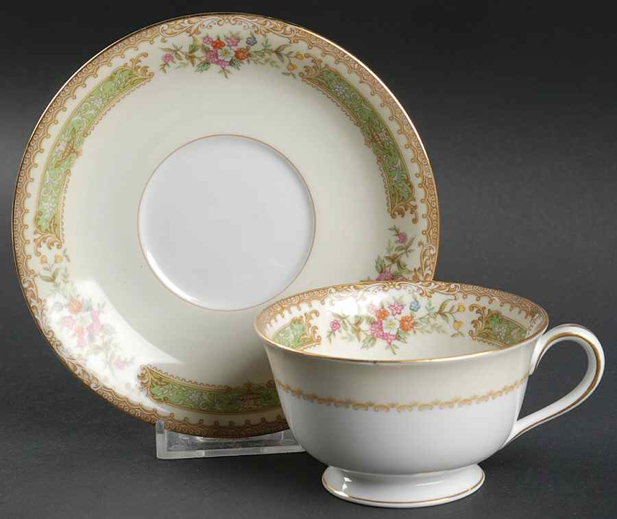 Senta Footed Cup & Saucer Set by Noritake-1