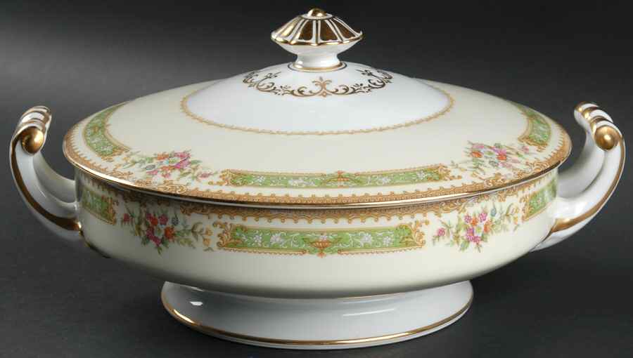 Senta Round Covered Vegetable by Noritake-1