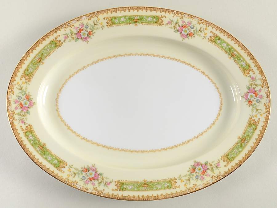 Senta 11" Oval Serving Platter by Noritake-1