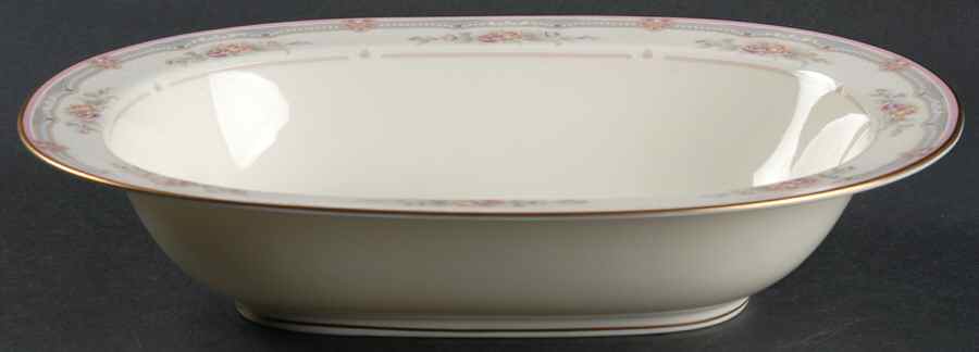Sestina 10" Oval Vegetable Bowl by Noritake-1