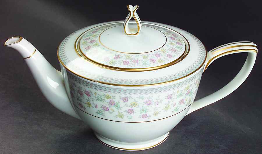 Sharlene Teapot & Lid by Noritake-1