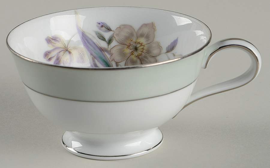 Shasta Footed Cup by Noritake-1