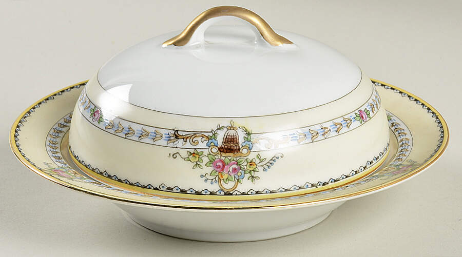 Shasta Round Covered Butter by Noritake-1
