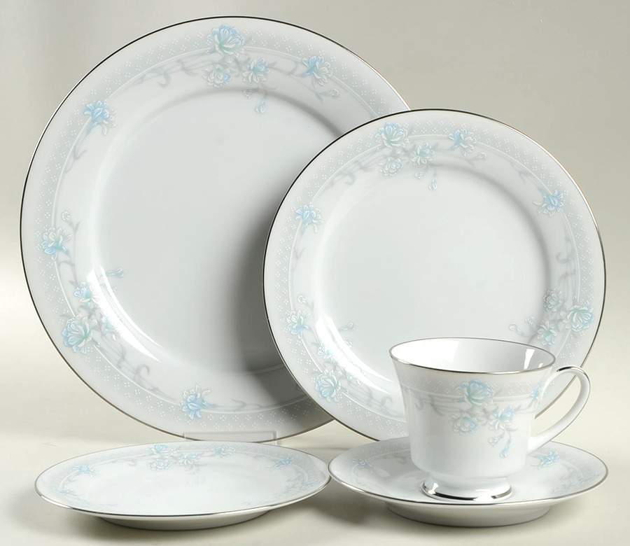 Sharon's Dream 5 Piece Place Setting by Noritake-1