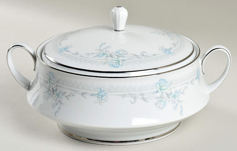 Sharon's Dream Round Covered Vegetable by Noritake-1