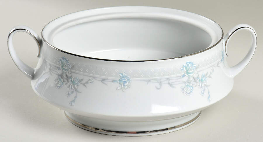 Sharon's Dream Round Vegetable No Lid by Noritake-1