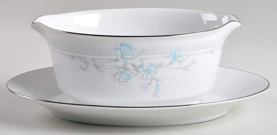 Sharon's Dream Gravy Boat with Attached Underplate by Noritake-1