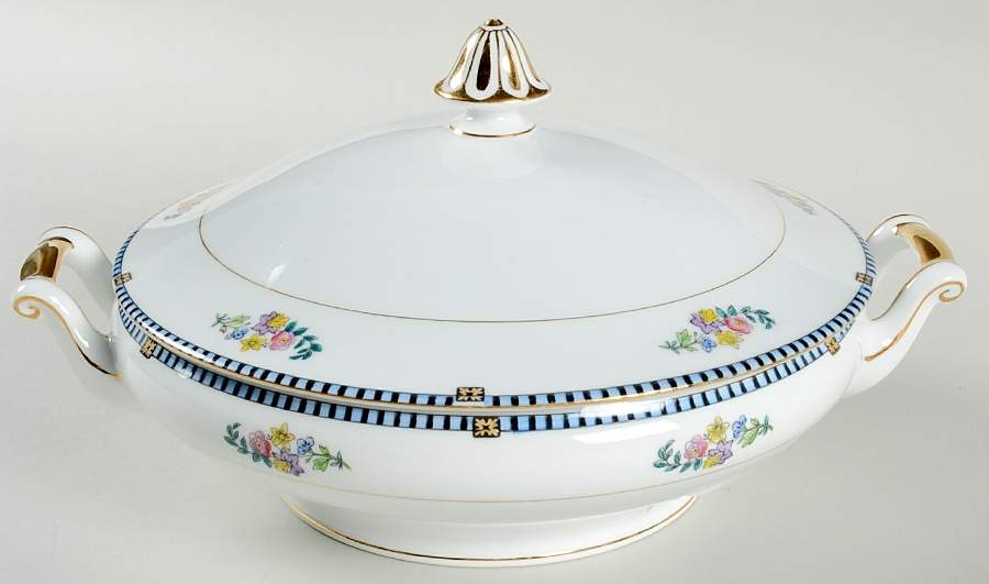 Sheridan Round Covered Vegetable by Noritake-1