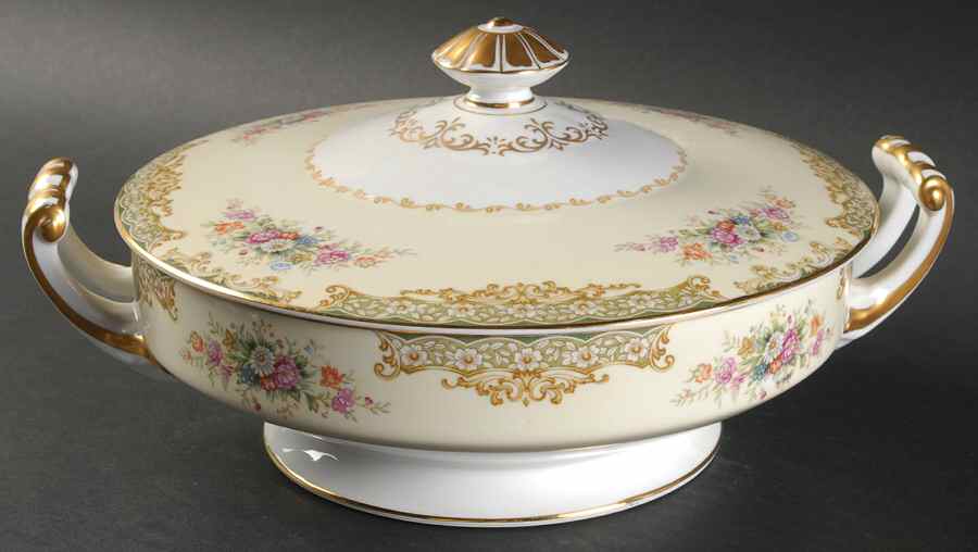 Sheila Round Covered Vegetable by Noritake-1