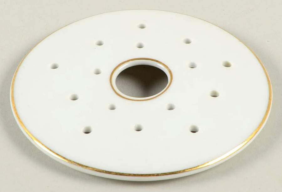 Sheila Strainer for Round Butter by Noritake-1