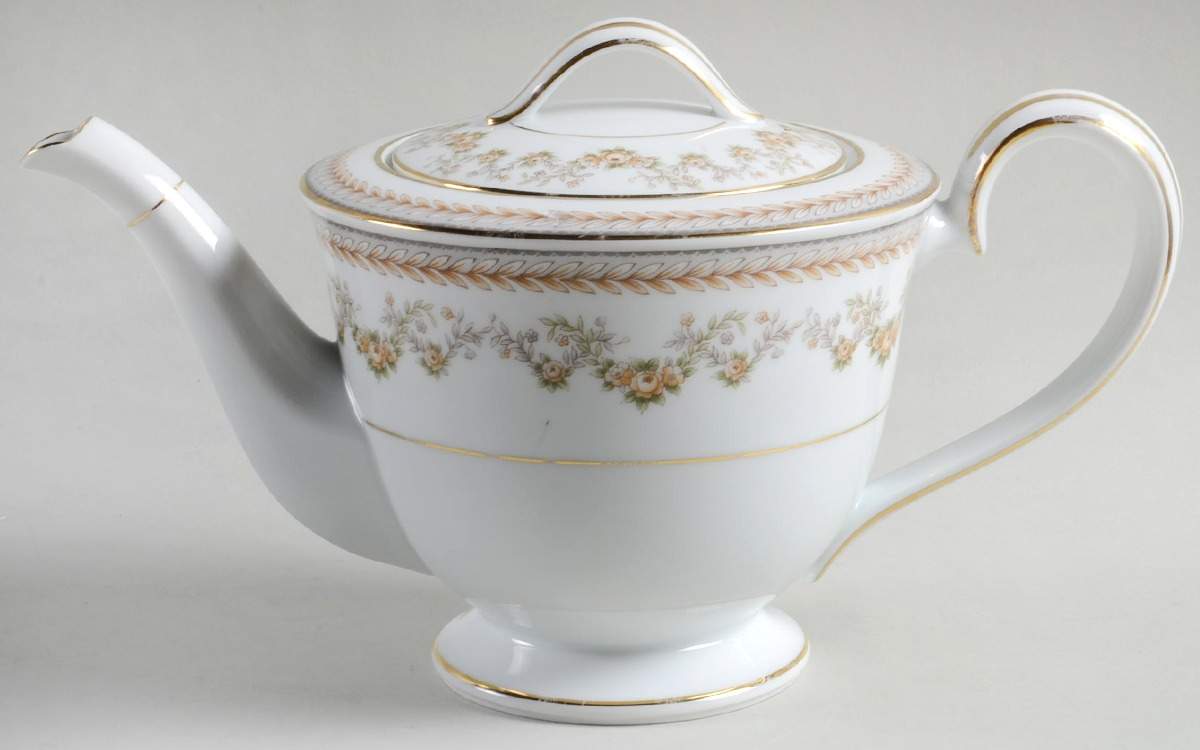 Shelburne Teapot & Lid by Noritake-1