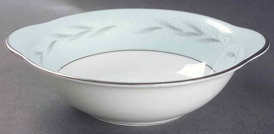Sheldon Lugged Cereal Bowl by Noritake-1