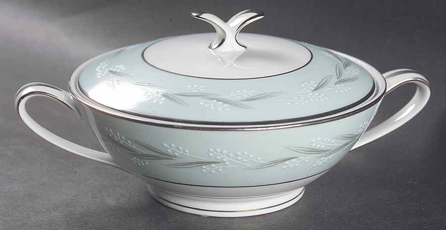 Sheldon Sugar Bowl & Lid by Noritake-1