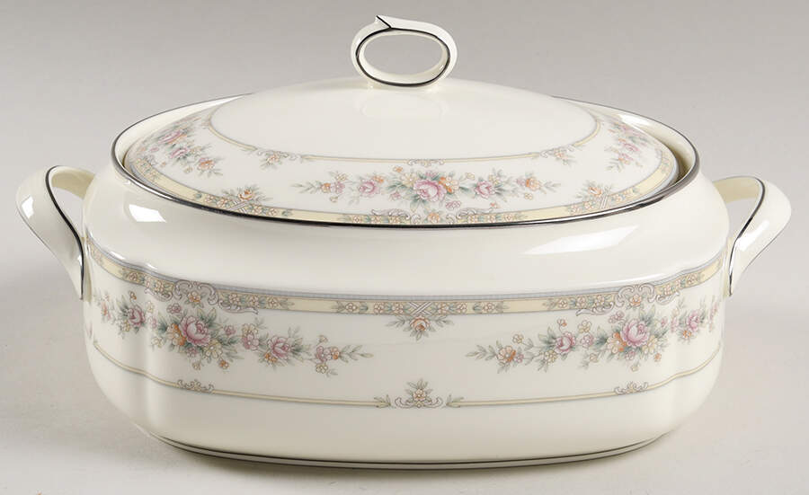 Shenandoah Oval Covered Vegetable by Noritake-1